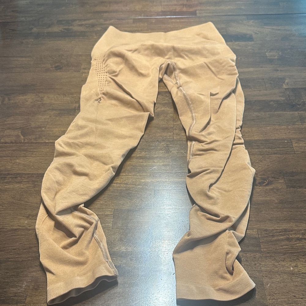 LAST CHANCE OFFER: Alphalete Women's Tan Leggings